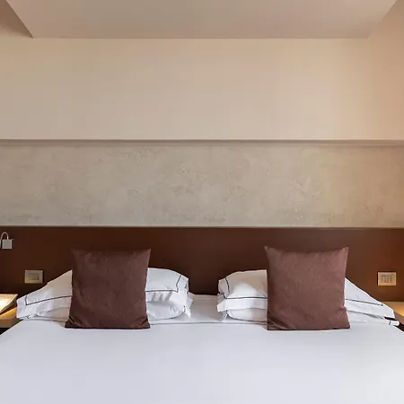 Airporthotel Verona Congress & Relax 4* Dossobuono