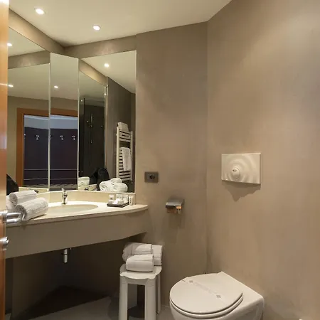 Airporthotel Verona Congress & Relax Hotell 4*
