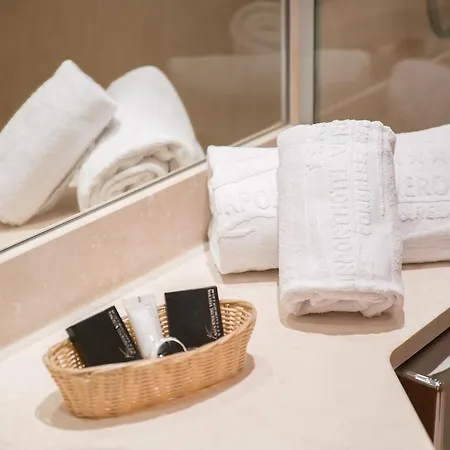 Airporthotel Verona Congress & Relax Hotell Dossobuono